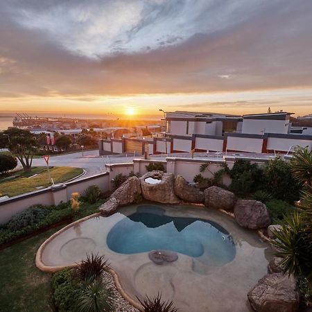 Sir Roys At The Sea Bed & Breakfast Port Elizabeth Exterior photo